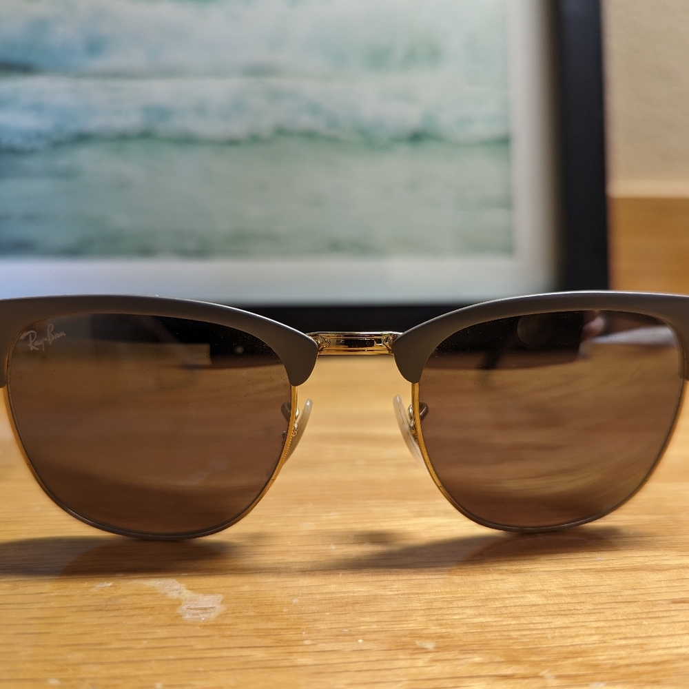 Rayban Clubmaster sunglasses in gray